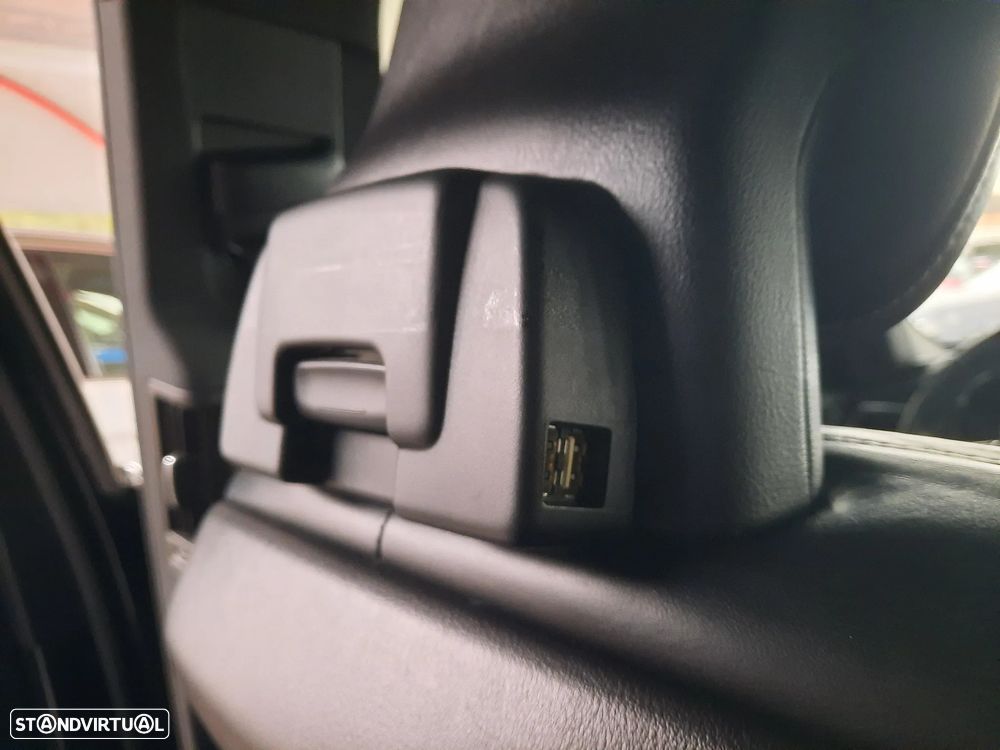 Volvo XC 90 2.0 D4 R-Design - 34