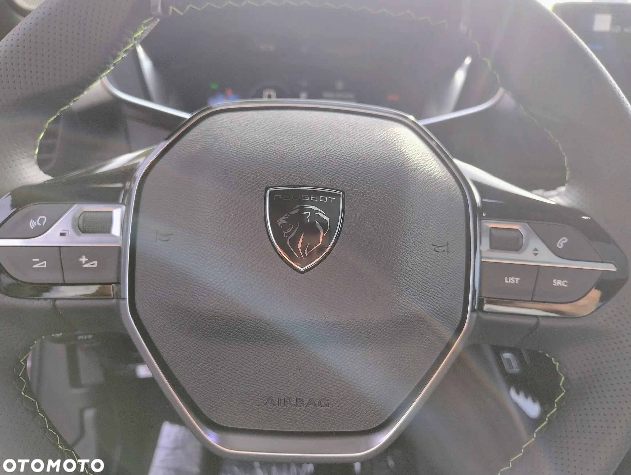 Peugeot 2008 PureTech 130 GT S&S EAT8 - 19