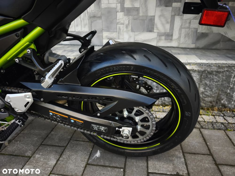 Kawasaki Z 900 - 27