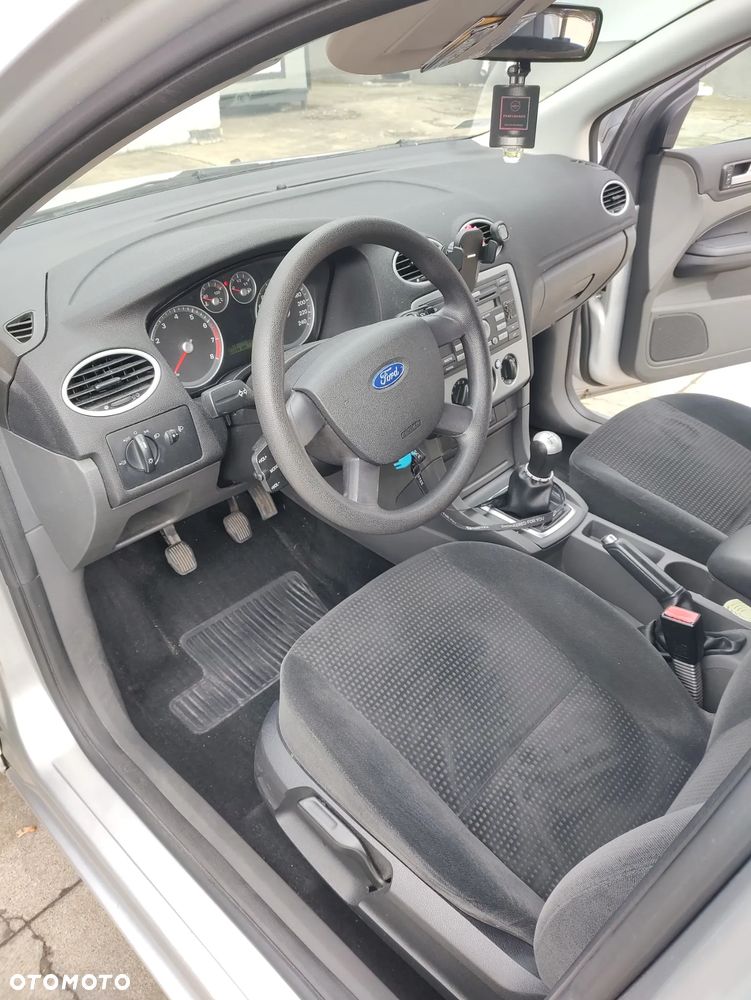 Ford Focus 2006 photo 3