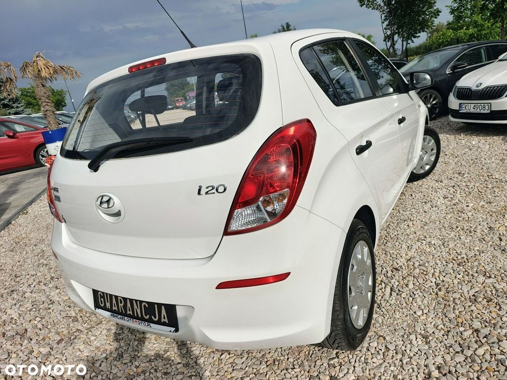 Hyundai i20 - 18