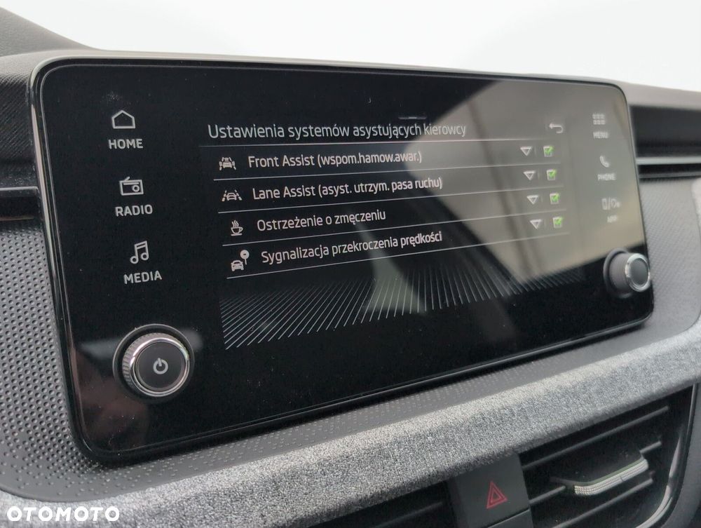 Skoda Scala 1.0 TSI Selection DSG - 27