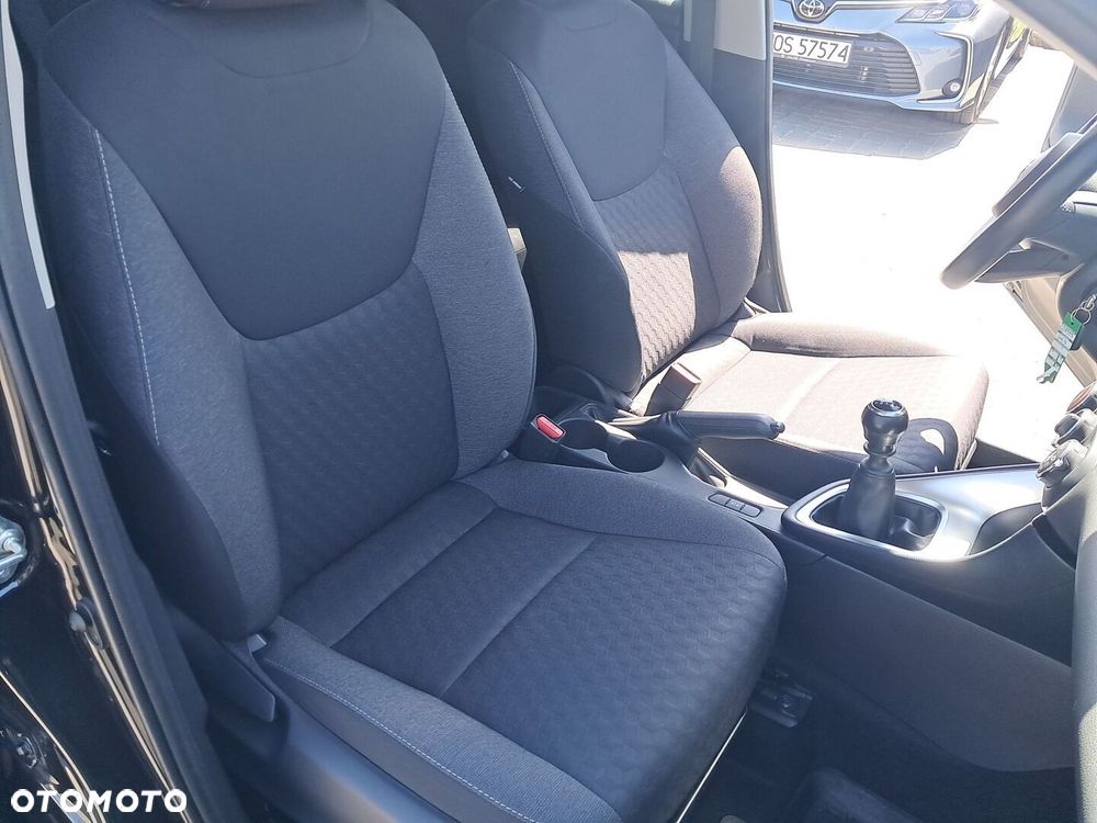 Toyota Yaris - 23