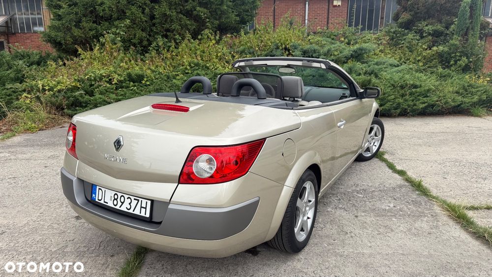Renault Megane 2.0 Confort Privilege - 6