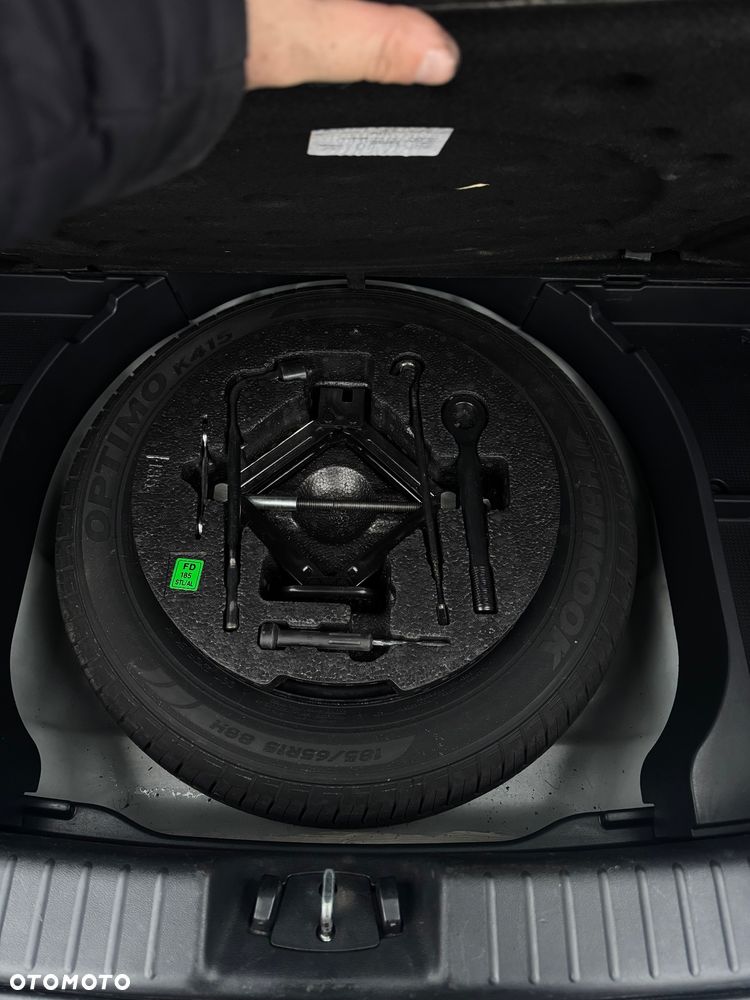 Hyundai i30 1.6 CRDi Base - 12