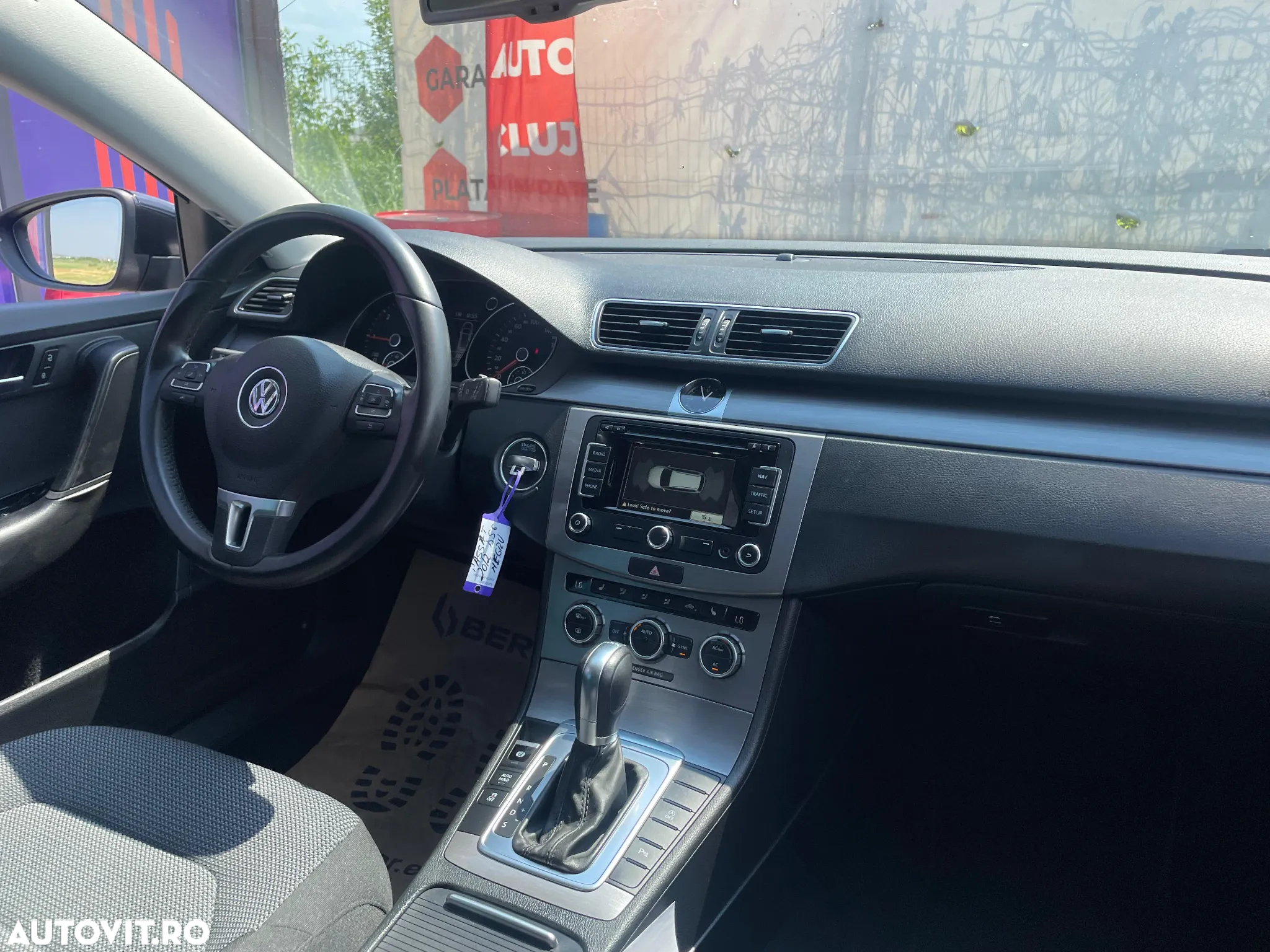 Volkswagen Passat Variant 2.0 TDI DSG BlueMotion Technology Comfortline - 23