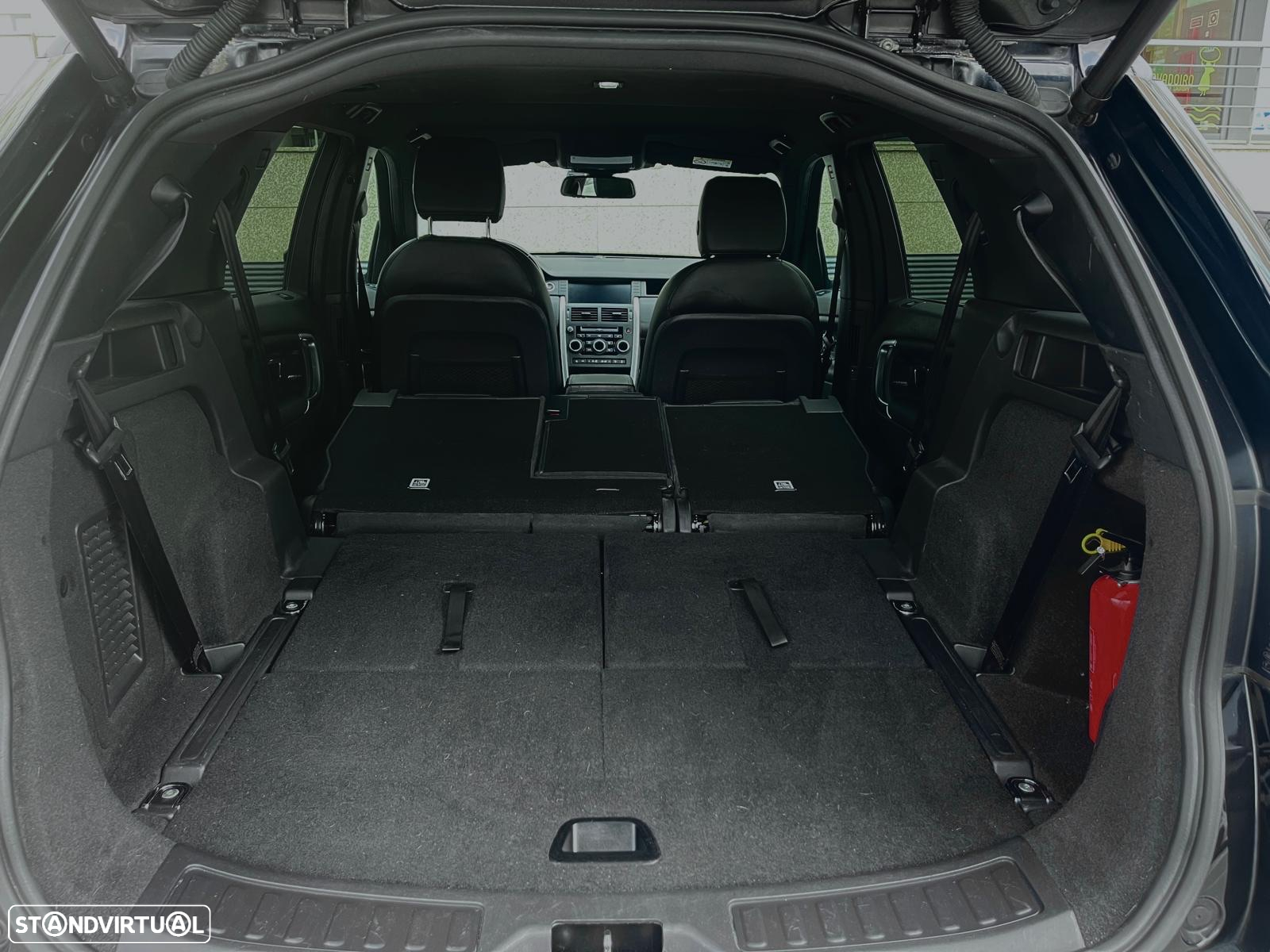 Land Rover Discovery Sport 2.0 TD4 HSE Luxury 7L Auto - 14