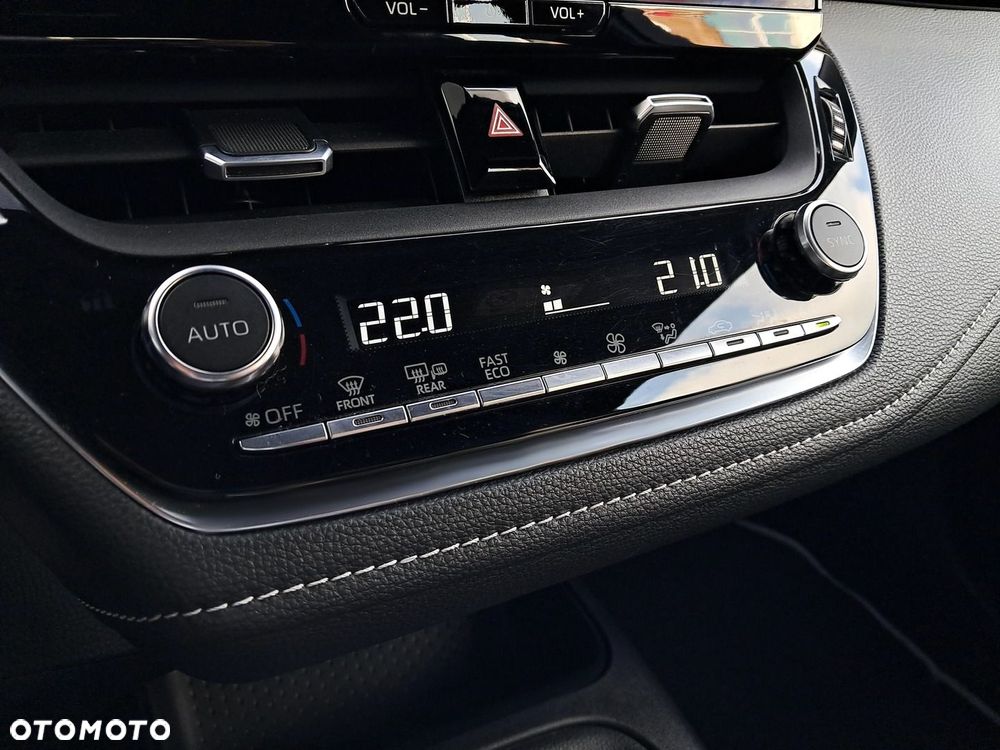 Toyota Corolla 1.8 Hybrid Comfort - 22