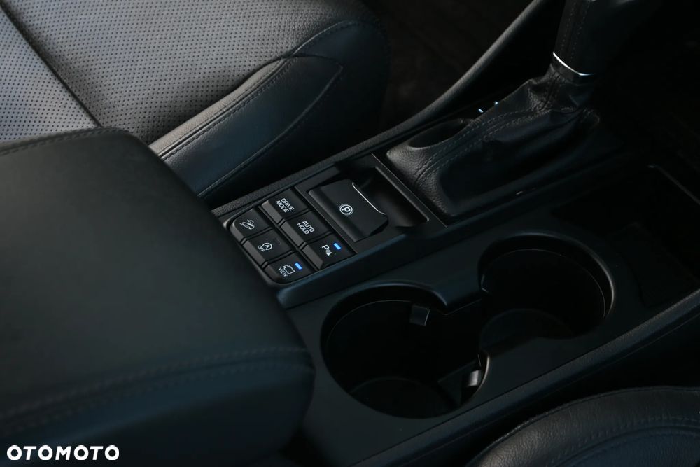 Hyundai Tucson 2.0 CRDi Premium 4WD - 37