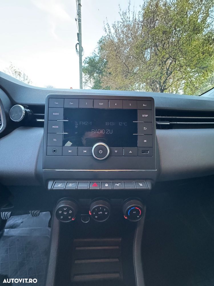 Renault Clio V 1.0 SCe Life - 17