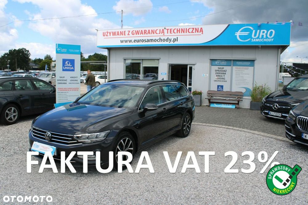 Volkswagen Passat - 1