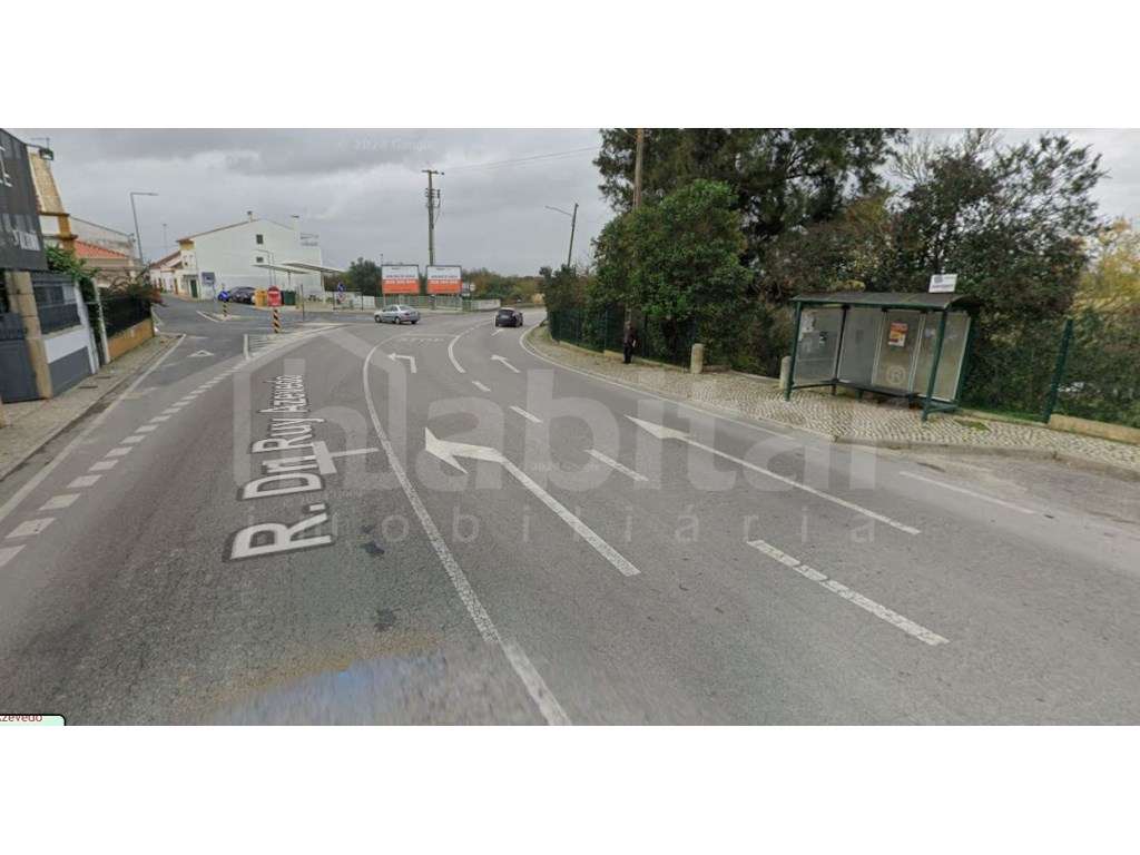 Armazém com Parqueamento na Estrada Nacional em Benavente - Grande imagem: 5/5