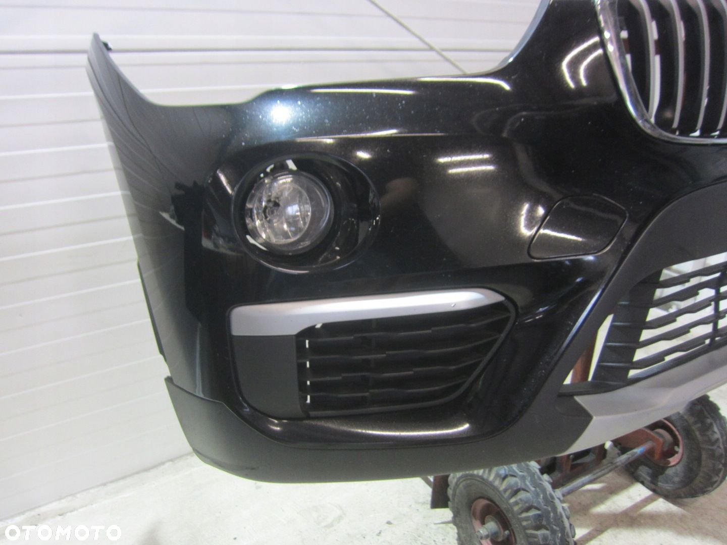 BMW X1 F48 ZDERZAK PRZEDNI PRZÓD KOMPLETNY 668 SCHWARZ 2 CZARNY GRILL XLINE - 4