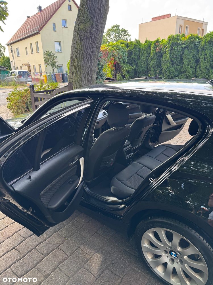 BMW Seria 1 116d - 19