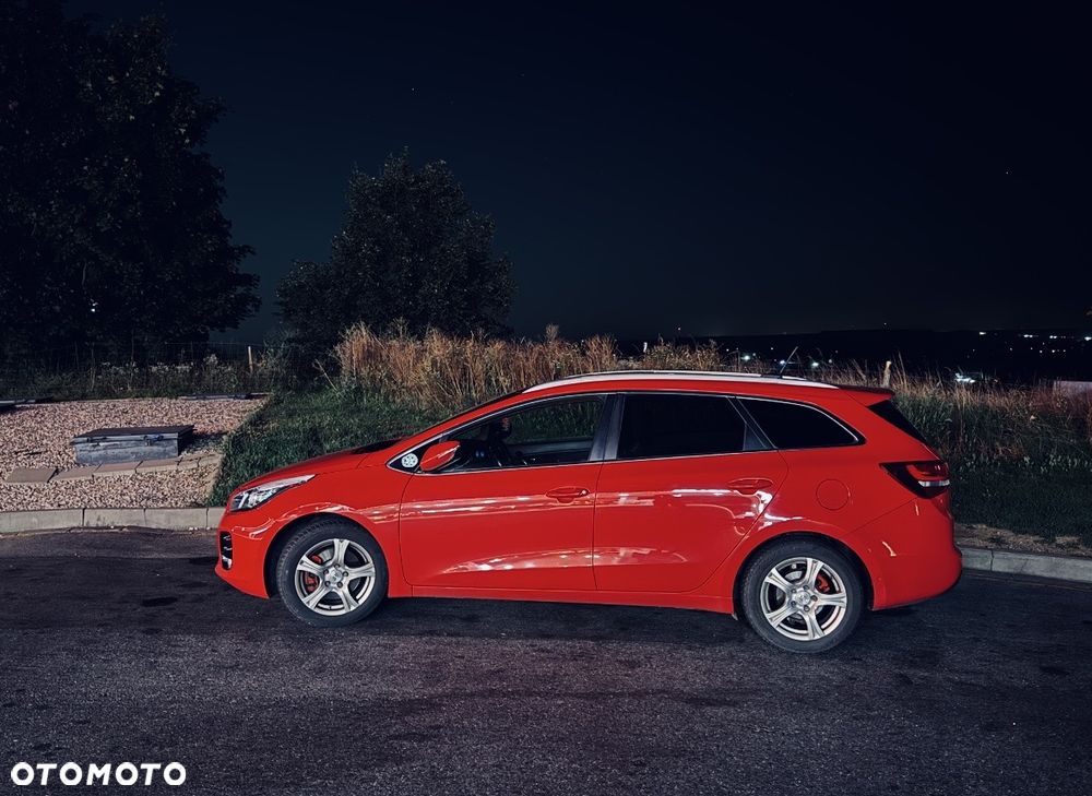 Kia Ceed 1.6 CRDi GT Line - 4