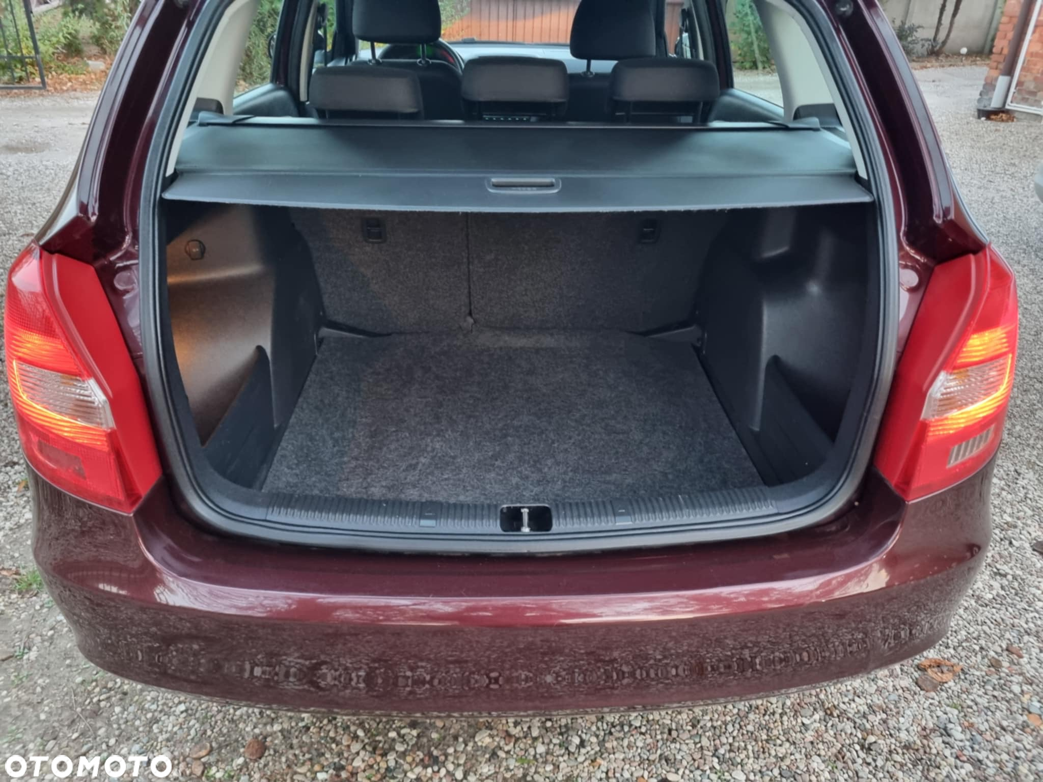 Skoda Fabia 1.2 TSI Active - 10