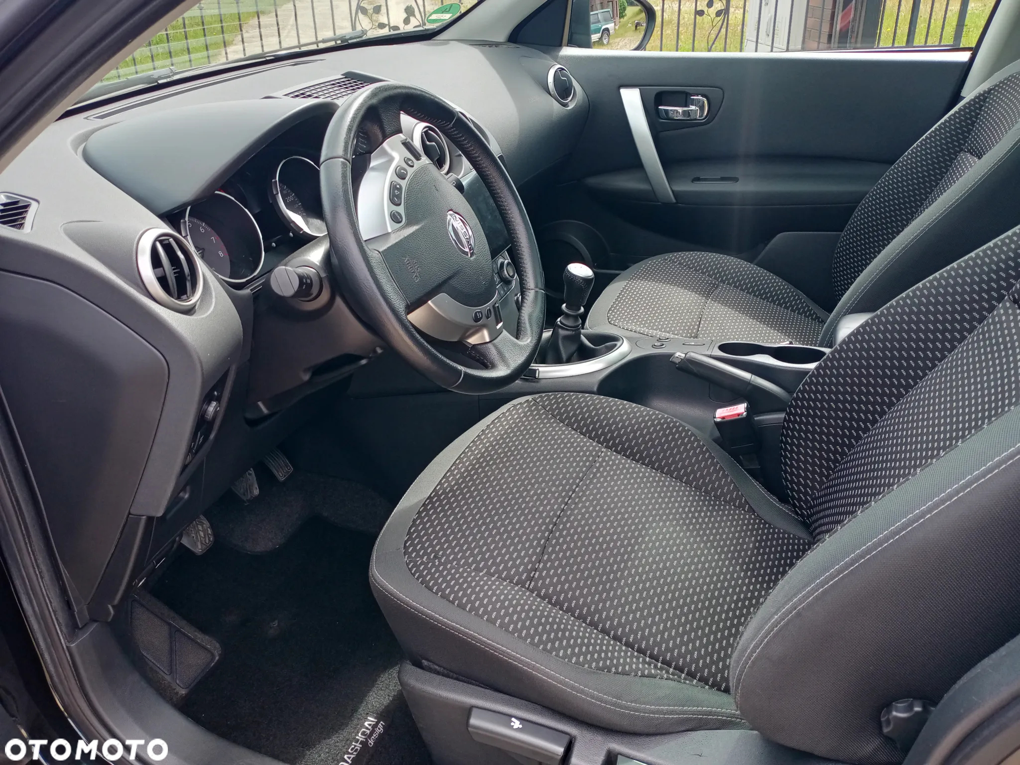 Nissan Qashqai+2 - 6