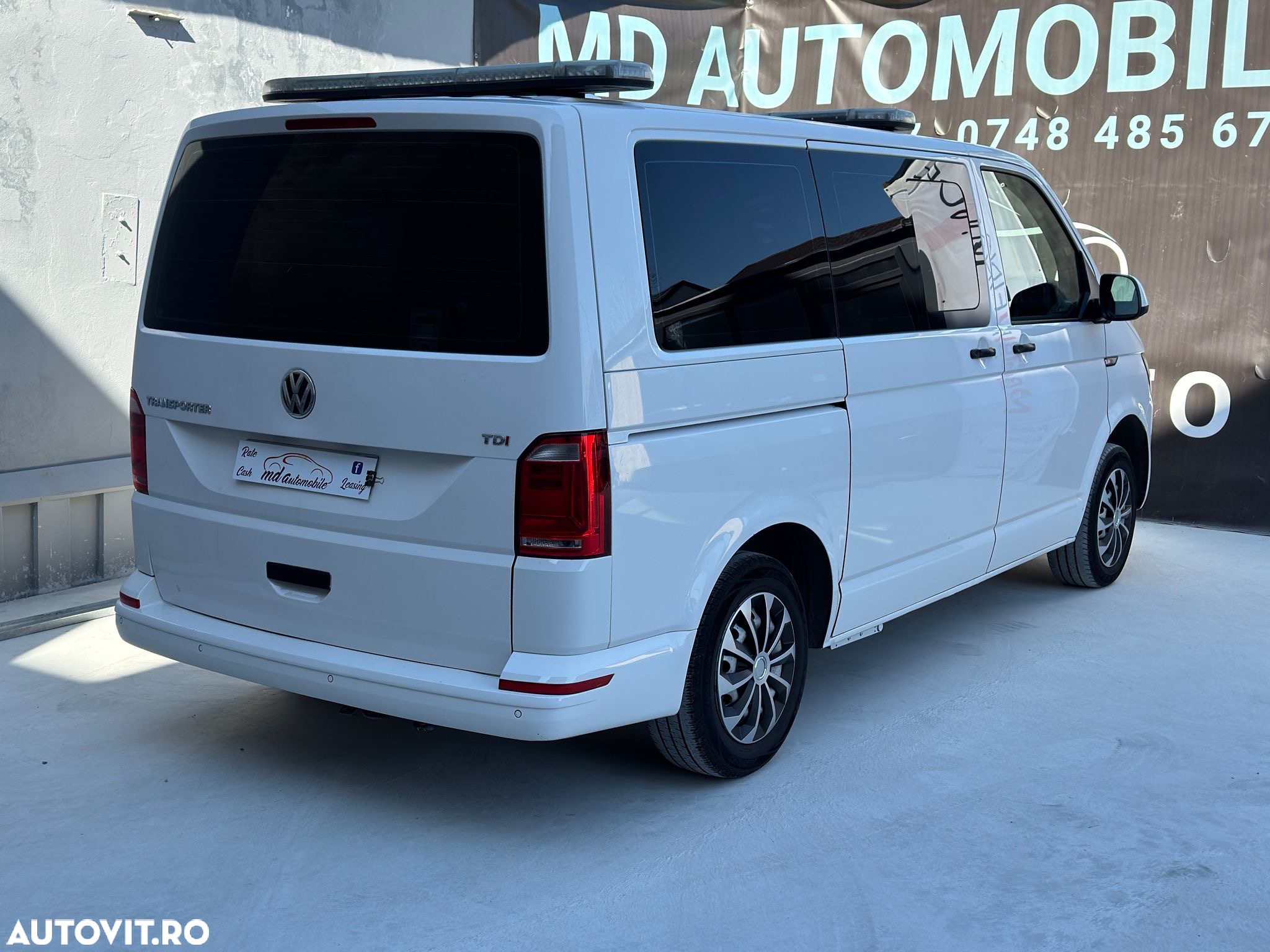 Volkswagen Transporter - 25
