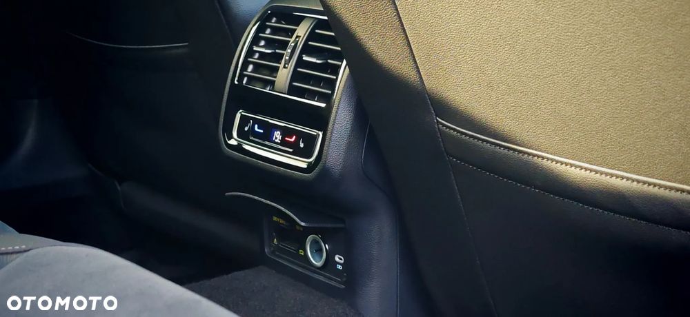 Volkswagen Arteon 2.0 TDI Elegance DSG - 19
