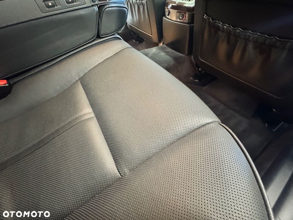 BMW Seria 7 750Li - 28