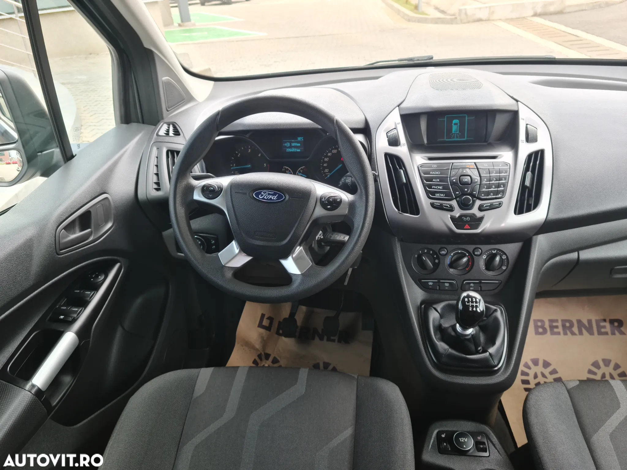 Ford Tourneo Connect 1.5 TDCi LWB (L2) Titanium - 18