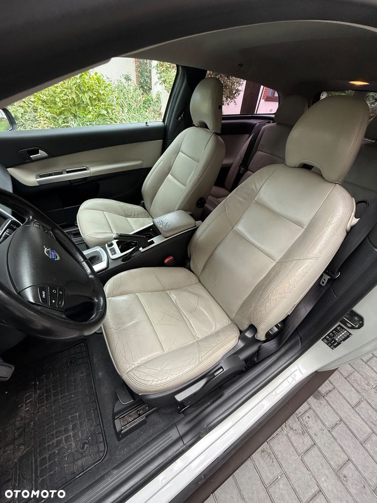 Volvo C30 1.6D DRIVe Momentum Start-Stop - 13