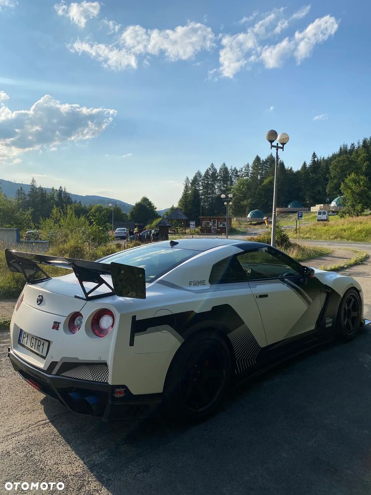 Nissan GT-R Track Edition - 12
