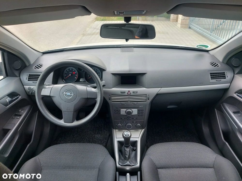 Opel Astra 1.4 - 15