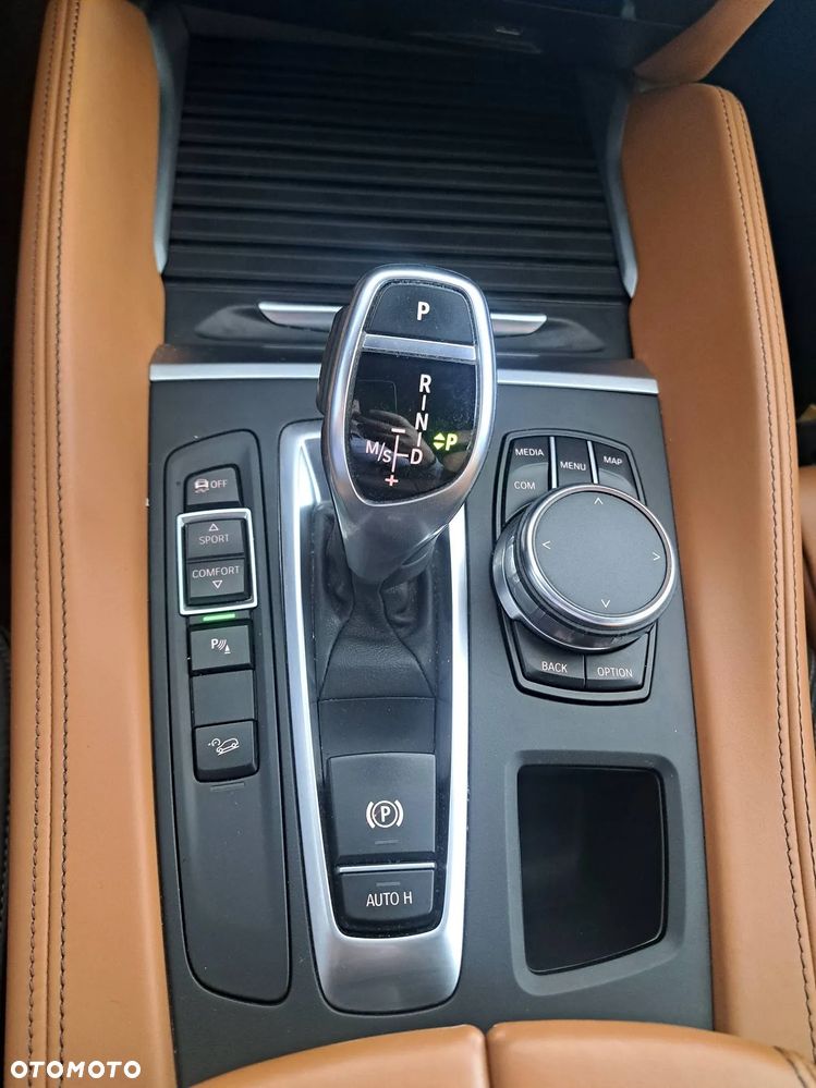 BMW X6 xDrive40d M Sport - 12