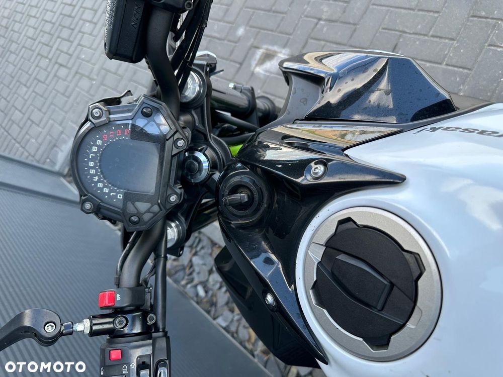Kawasaki Z 650 - 7