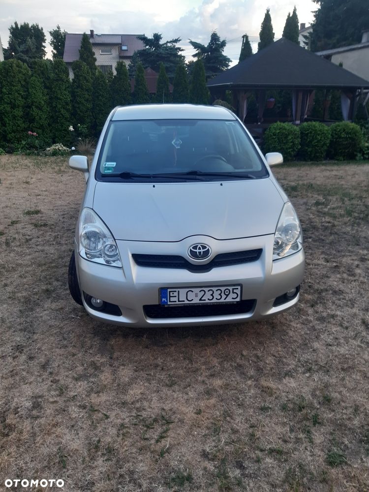 Toyota Corolla Verso - 1