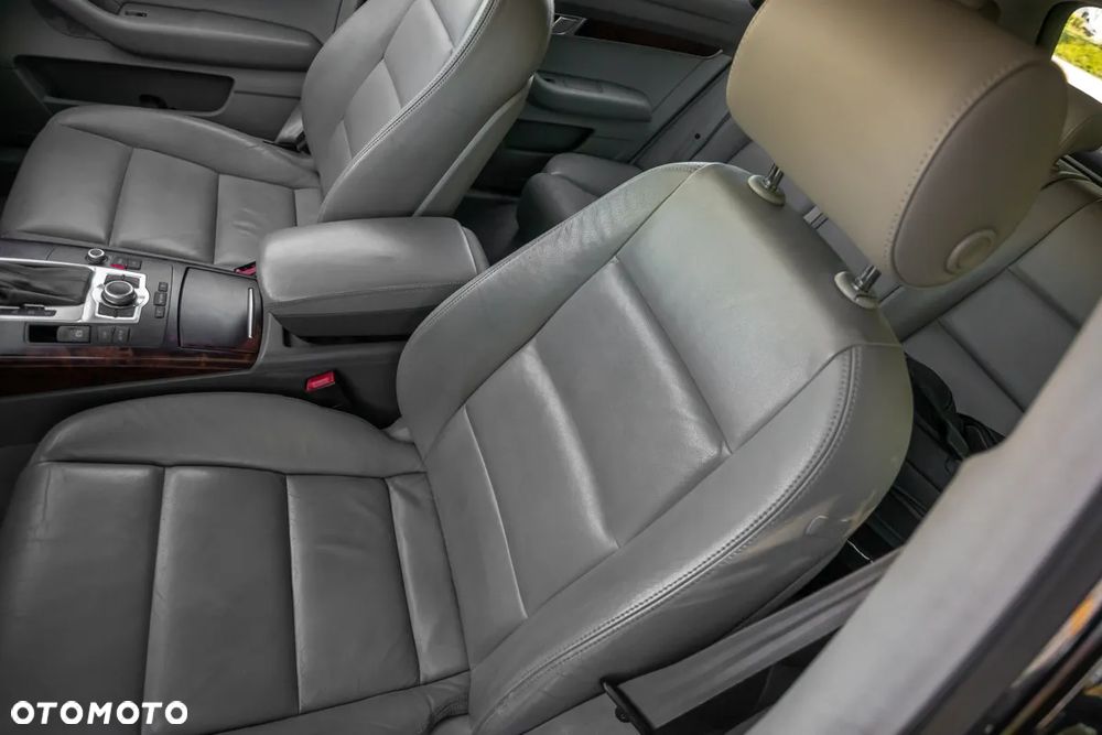 Audi A6 Avant 2.4 multitronic - 19