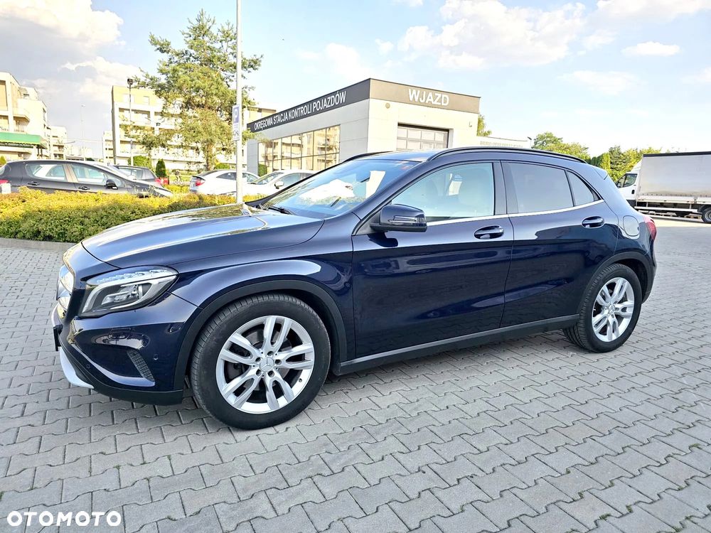 Mercedes-Benz GLA 250 4-Matic - 3