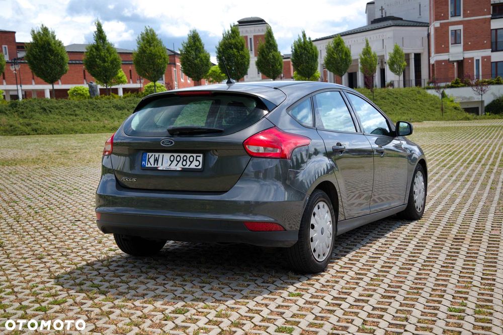 Ford Focus 1.5 TDCi Titanium ECOnetic ASS - 6
