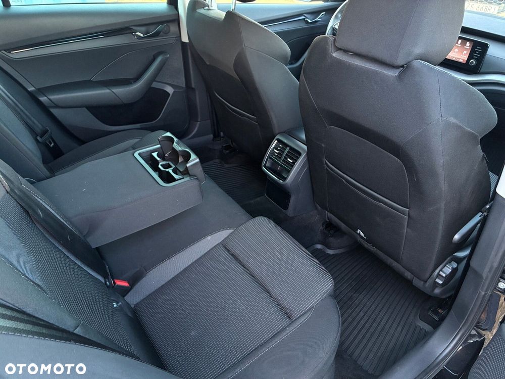 Skoda Octavia 1.5 TSI e-Tec Ambition DSG - 25