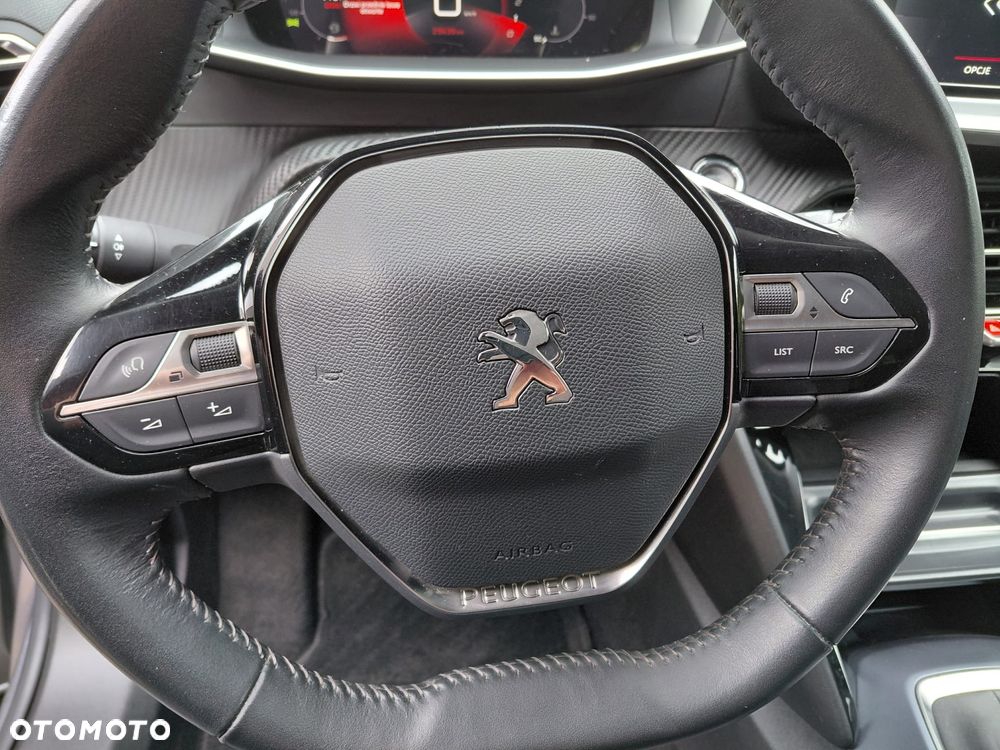 Peugeot 2008 1.2 PureTech Active S&S - 11