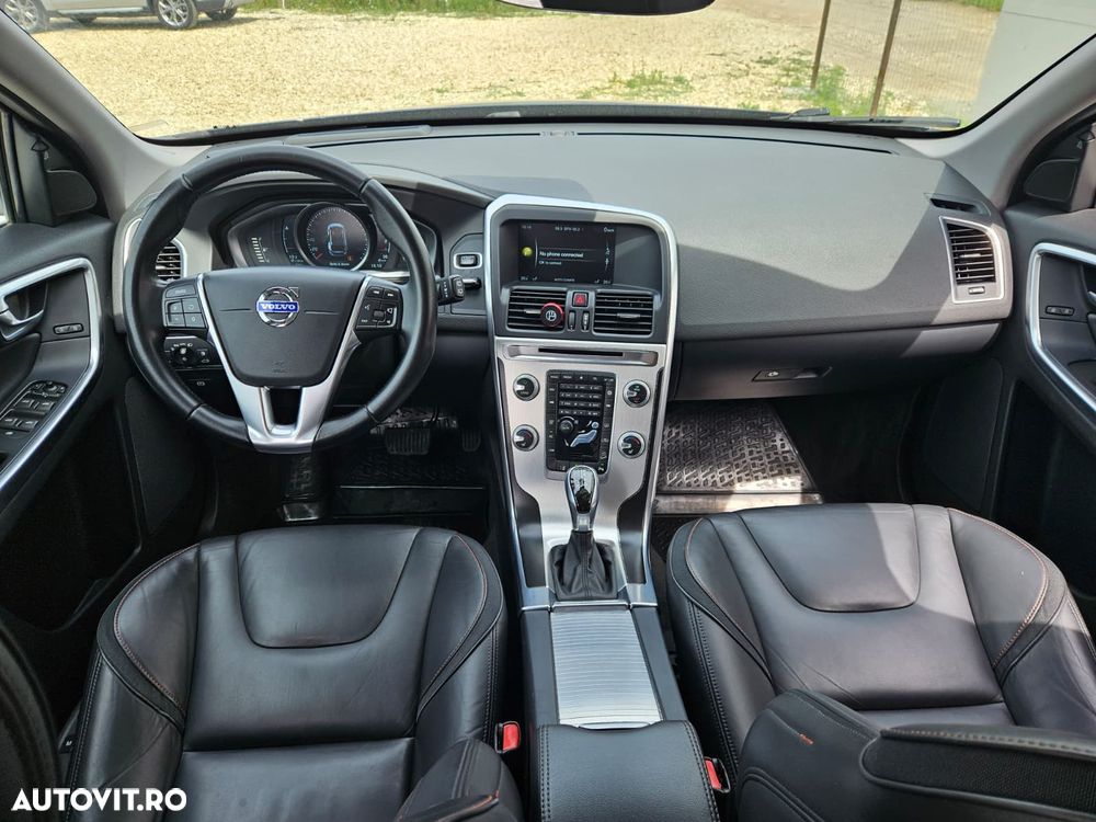VOLVO XC60 2015 — imagine 11