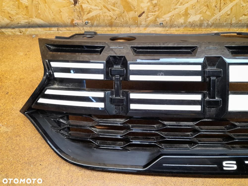 DACIA SANDERO Stepway III 3 atrapa chłodnicy grill 622540736R 622541453R - 2
