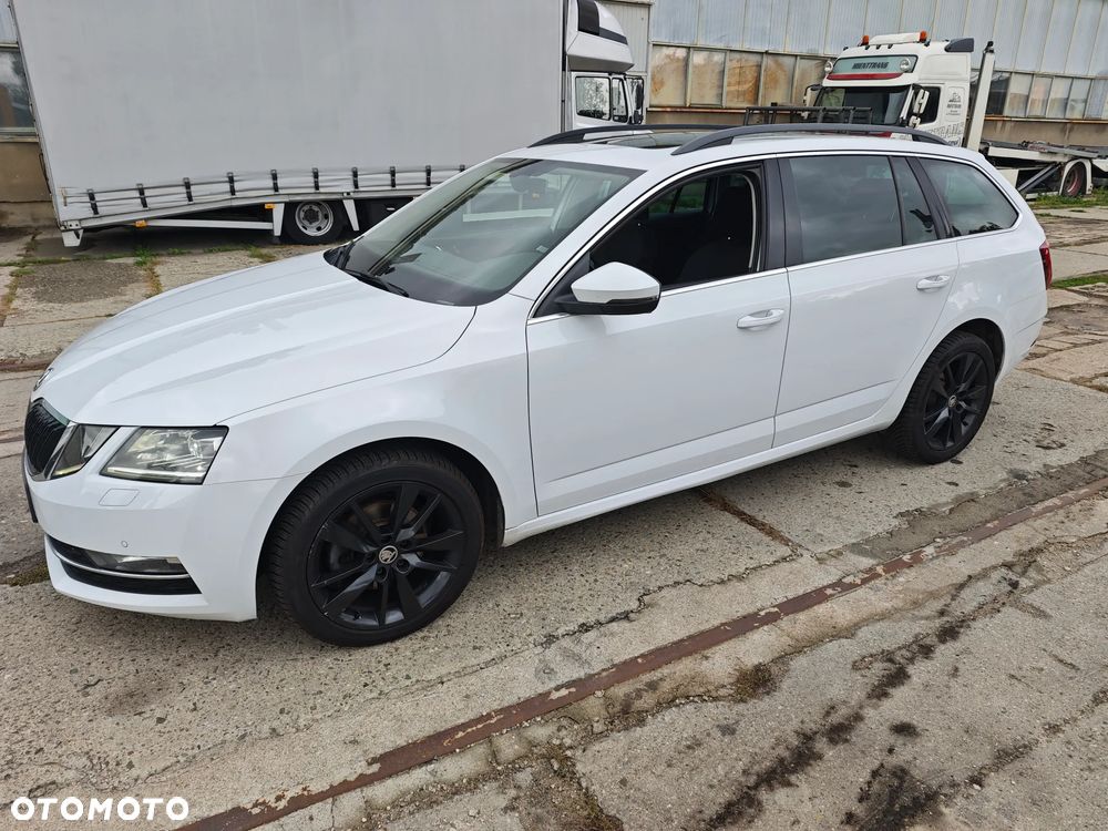 Skoda Octavia 2.0 TDI Elegance DSG - 34