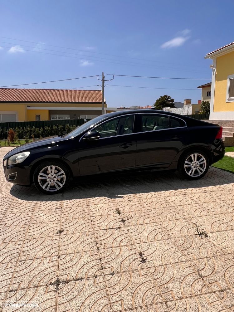 Volvo S60 1.6 D2 Drive Summum Start/Stop - 3