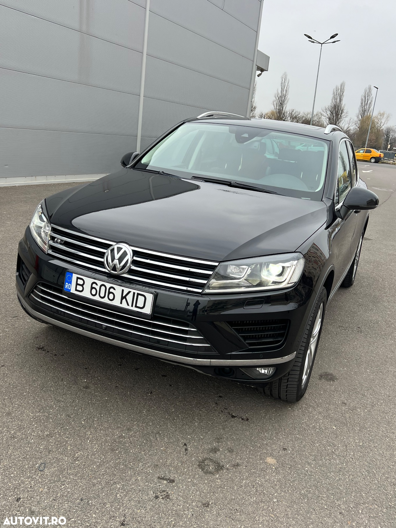 Volkswagen Touareg 3.0 V6 TDI SCR Blue Motion DPF Automatik Executive Edition - 11