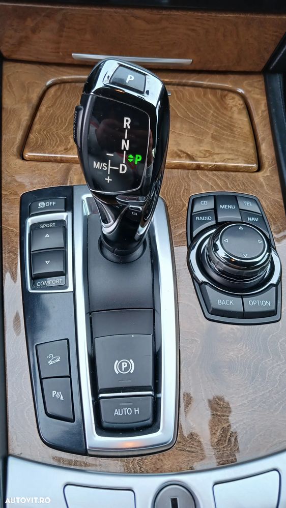 BMW Seria 7 - 11