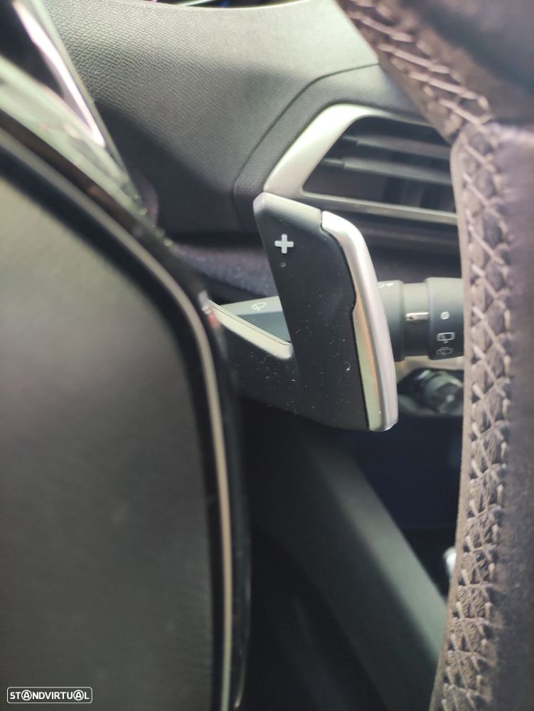 Peugeot 3008 1.5 BlueHDi Allure Pack EAT8 - 20