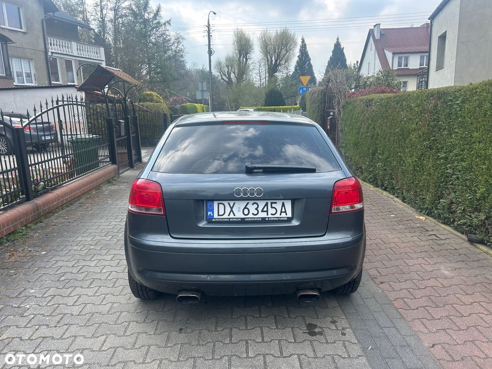 Audi A3 3-drzwiowe 1.6 Attraction - 3