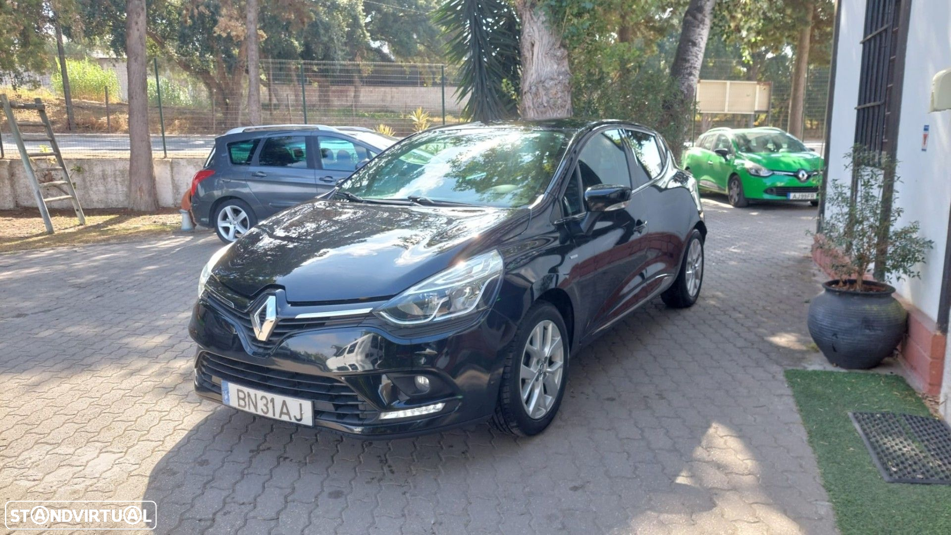 Renault Clio 0.9 TCe Limited Edition - 16