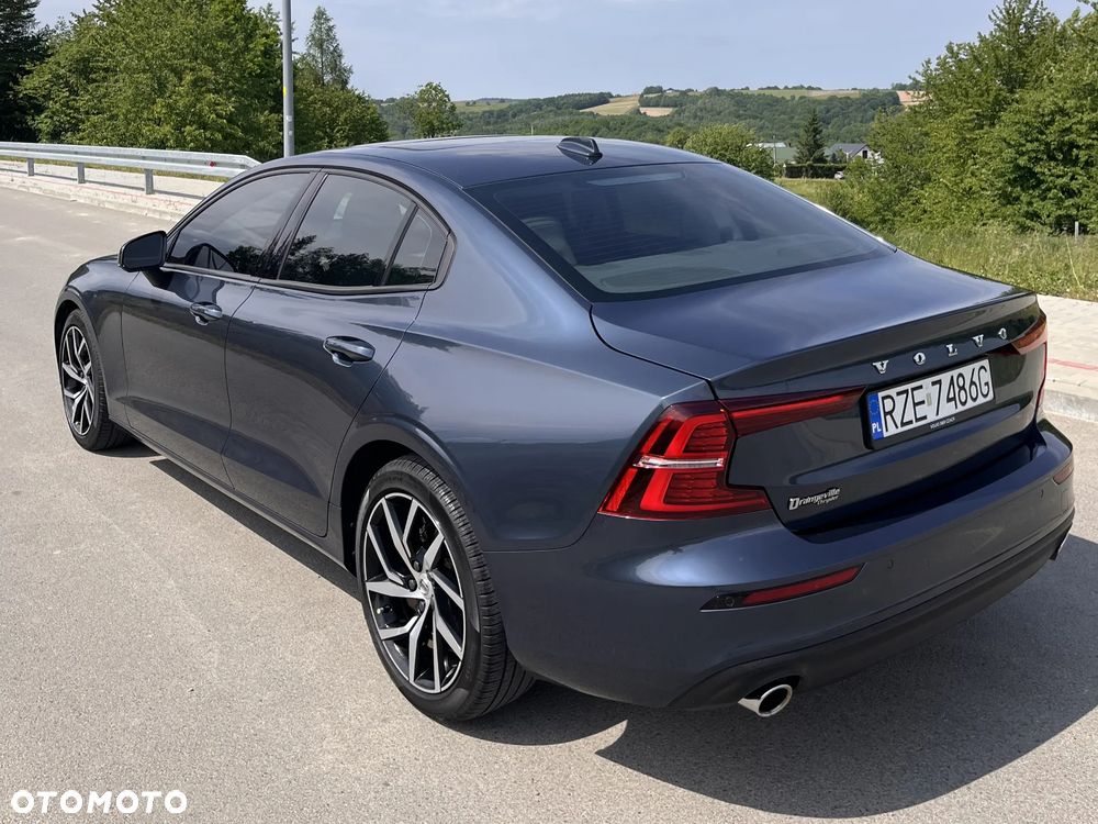 Volvo S60 T6 AWD Momentum Pro - 7