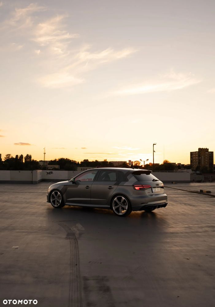 Audi RS3 Sportback - 16