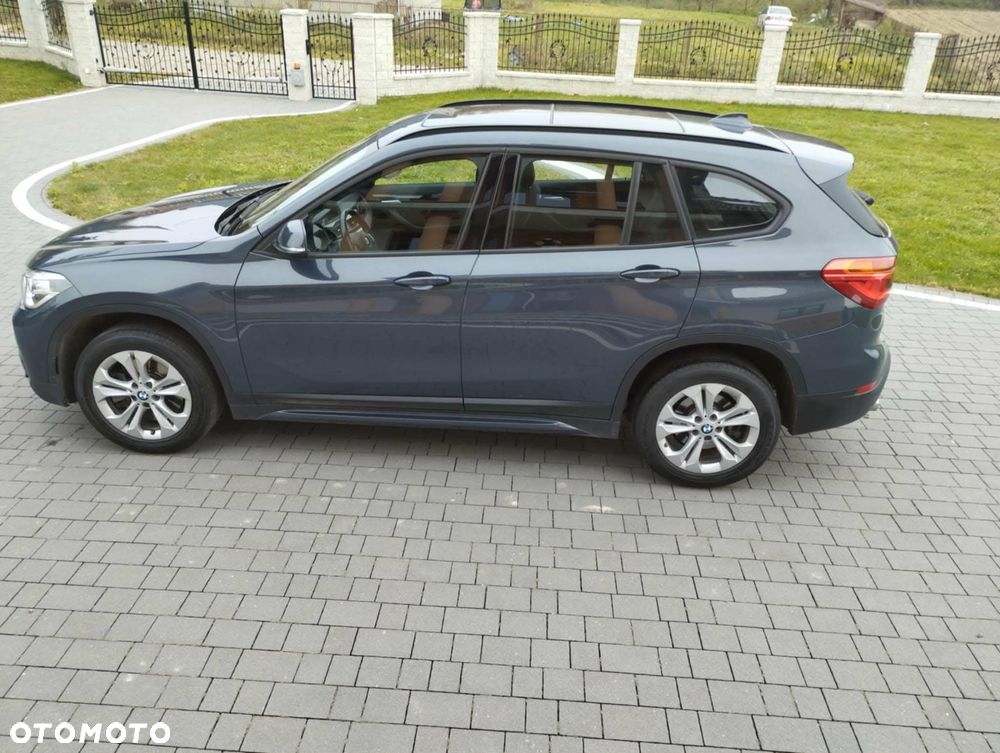BMW X1 sDrive20d xLine - 24