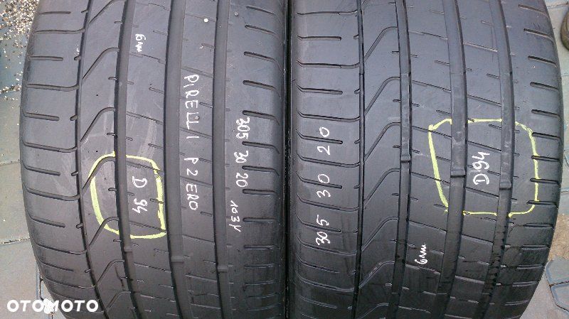 Opona Pirelli P Zero 305 30 20 D94 - 2