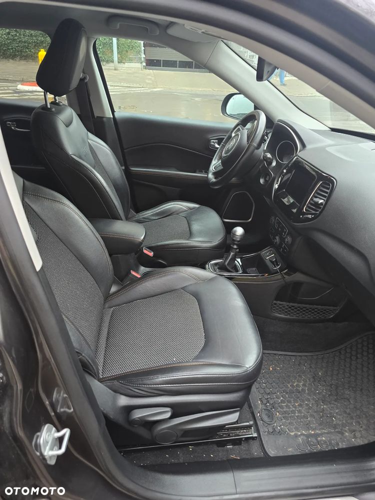 Jeep Compass 1.4 TMair Limited FWD S&S - 5